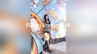 【新速片遞】 全景厕拍紫色T恤白短裤短发美女❤️毛茸茸的小肥鲍[94M/MP4/00:50]