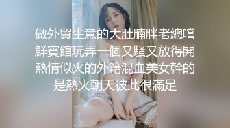 地铁站盗厕所盗摄，这一集小妞们身材脸蛋都不错