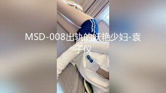 剧情演绎网红美女家里冰箱坏了找维修员上门修理主动勾引赖赖唧唧很饥渴求在厨房操她抱起来干呻吟给力对白淫荡